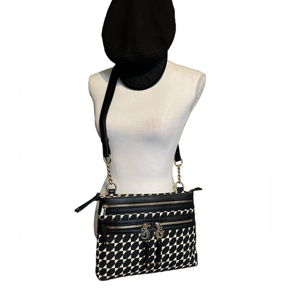 Spartina 449 Rhett Zipper Hipster Crossbody Bag